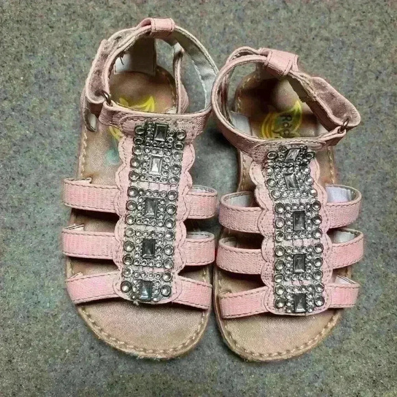 Rachel Shoes Other - Rachel Shoes Toddler girls pink sandals with “rhinestone” detail. Size 6